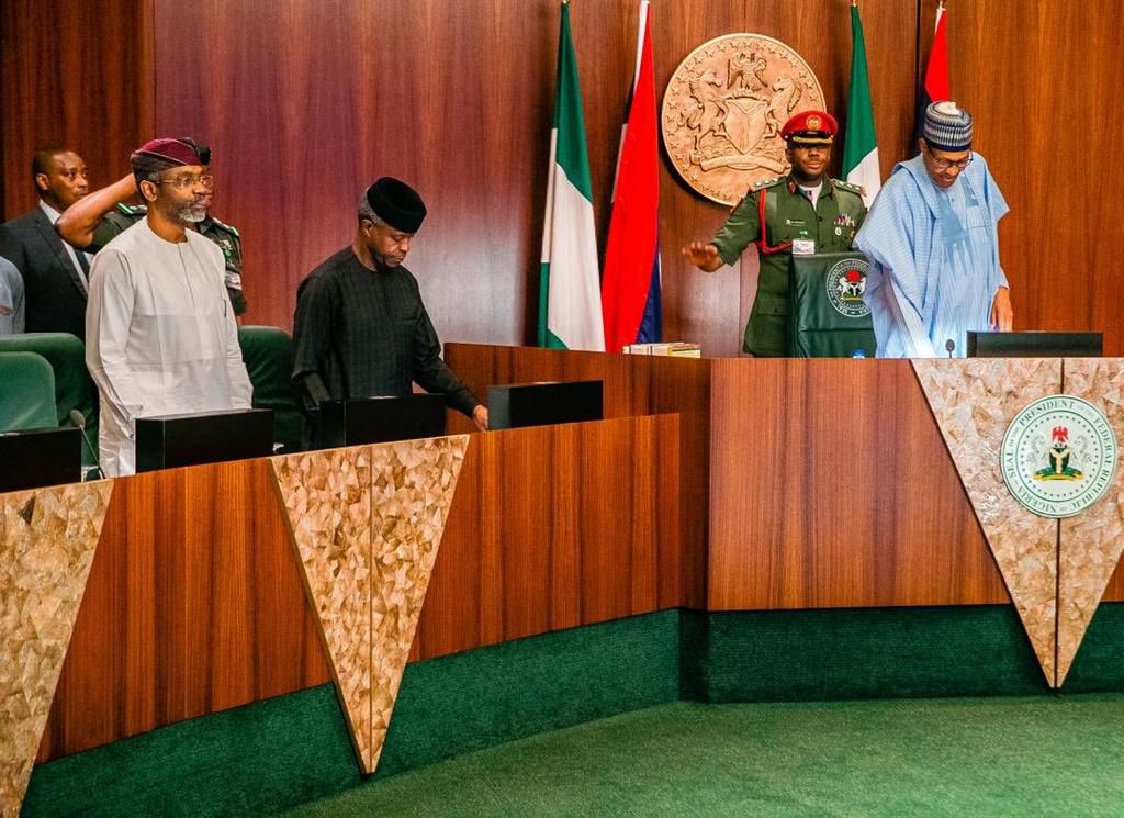 President Muhammadu Buhari, Vice President Yemi Osinbajo and Speaker of the House of Representatives, Honourable Femi Gbajabiamila [Twitter/@femigbaja]