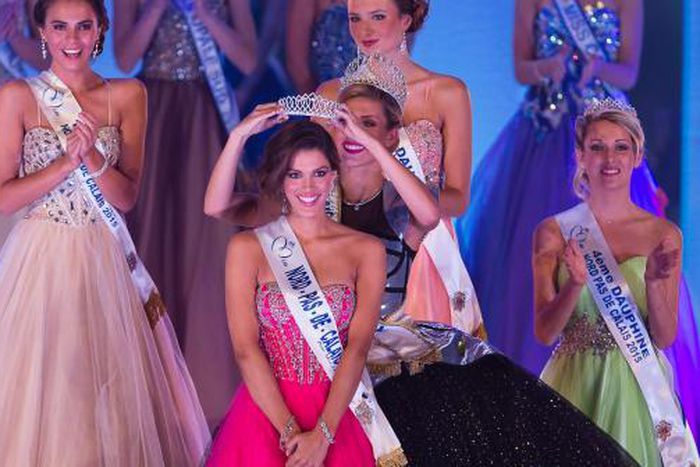 Your communication with the stars of football and fashion!