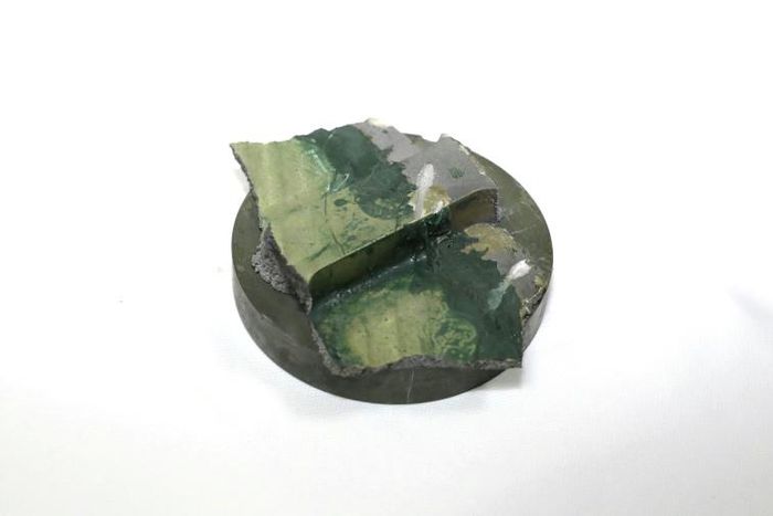 This device was presented during a guided tour by the US Navy on June 19, 2019 as a magnet from a mine reportedly used to against the Kokuka Courageous tanker near the UAE port of Fujairah