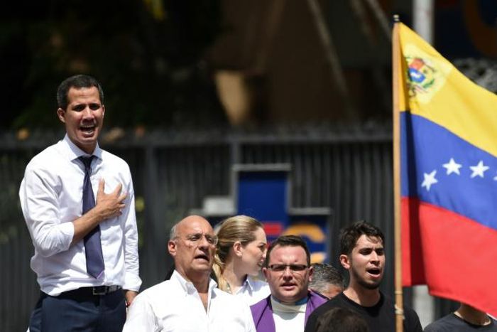 Venezuelan opposition leader Juan Guido, who considers himself the country's legitimate acting leader, implored supporters who had gathered in the streets of Caracas on July 5 not to give up hope