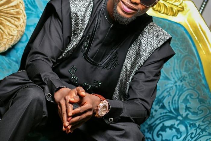 Ladies and gentlemen, lovers of celebrity gist, I Go Dye buying a mansion for his son on his 9th birthday is not the kind of story you read every day [Instagram/IGoDye]