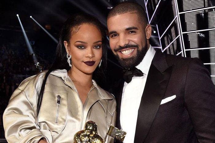 Drake's Arm Tattoo Looks A LOT Like Rihanna...