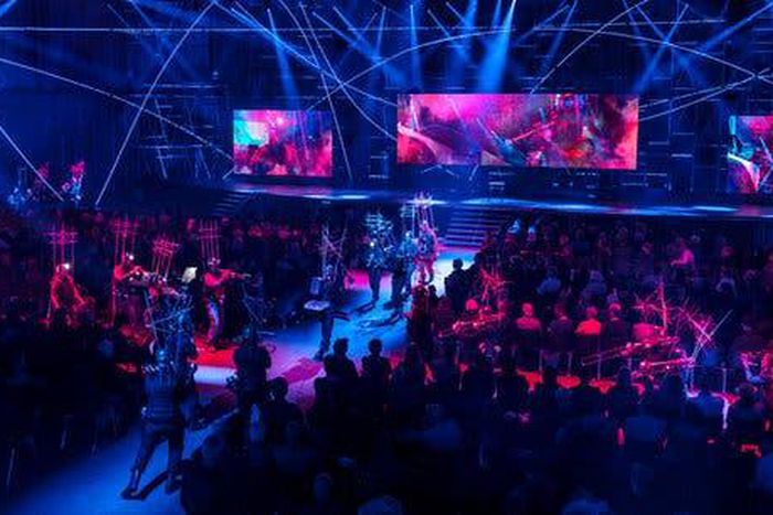 Opera lives in cycles