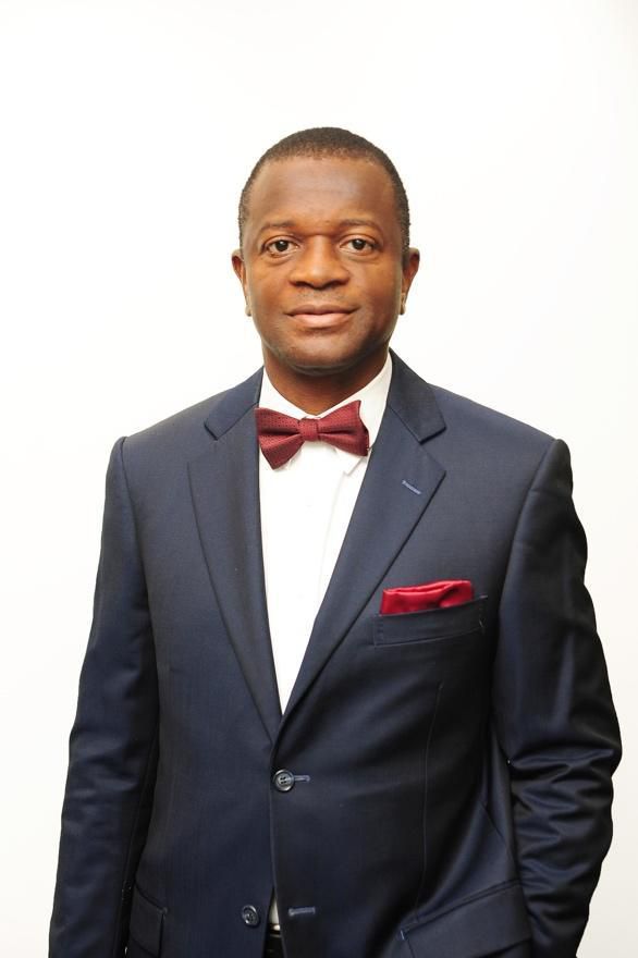 VDT Communications won the Most Outstanding Broadband Company of the Year, MD/CEO, Mr. Biodun Omoniyi (DVT Comm.)