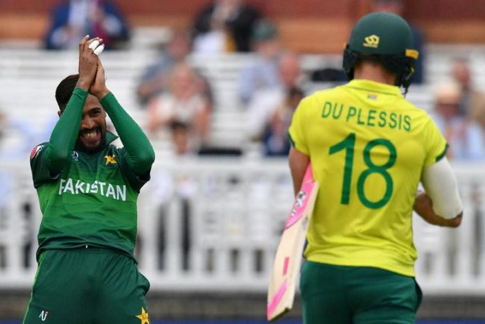 Pakistan's Mohammad Amir celebrates his dismissal of South Africa's captain Faf du Plessis at Lord's
