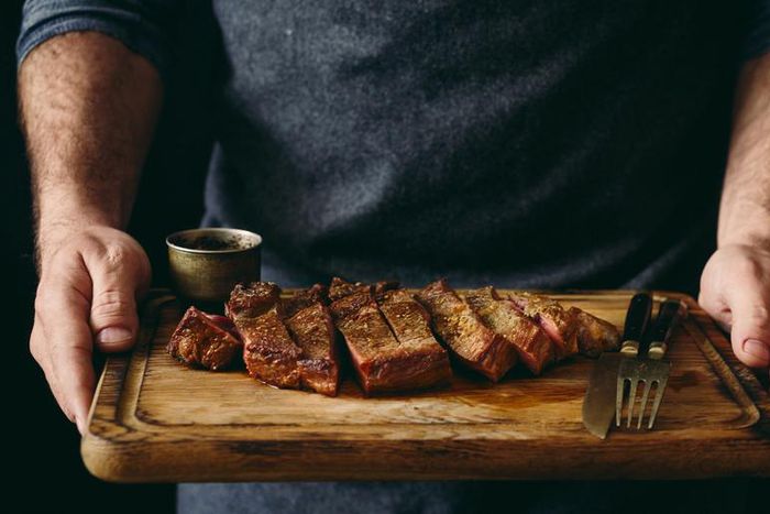 There’s Only One Right Way to Cook a Steak