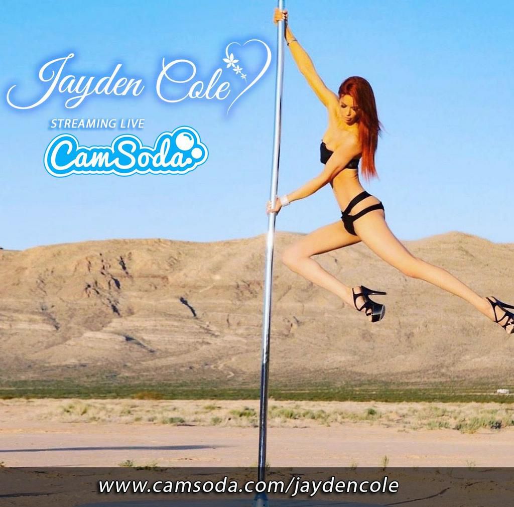 Women Are Trying to Set a New Pole-Dancing Record