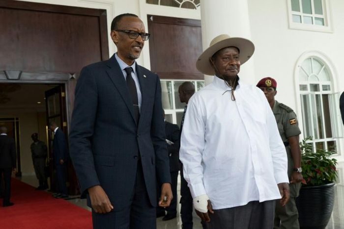 The border was abruptly closed amid rising acrimony between Rwanda's Paul Kagame (L) and Uganda's Yoweri Museveni, former allies turned foes who have exchanged public accusations of spying in each other's territory.