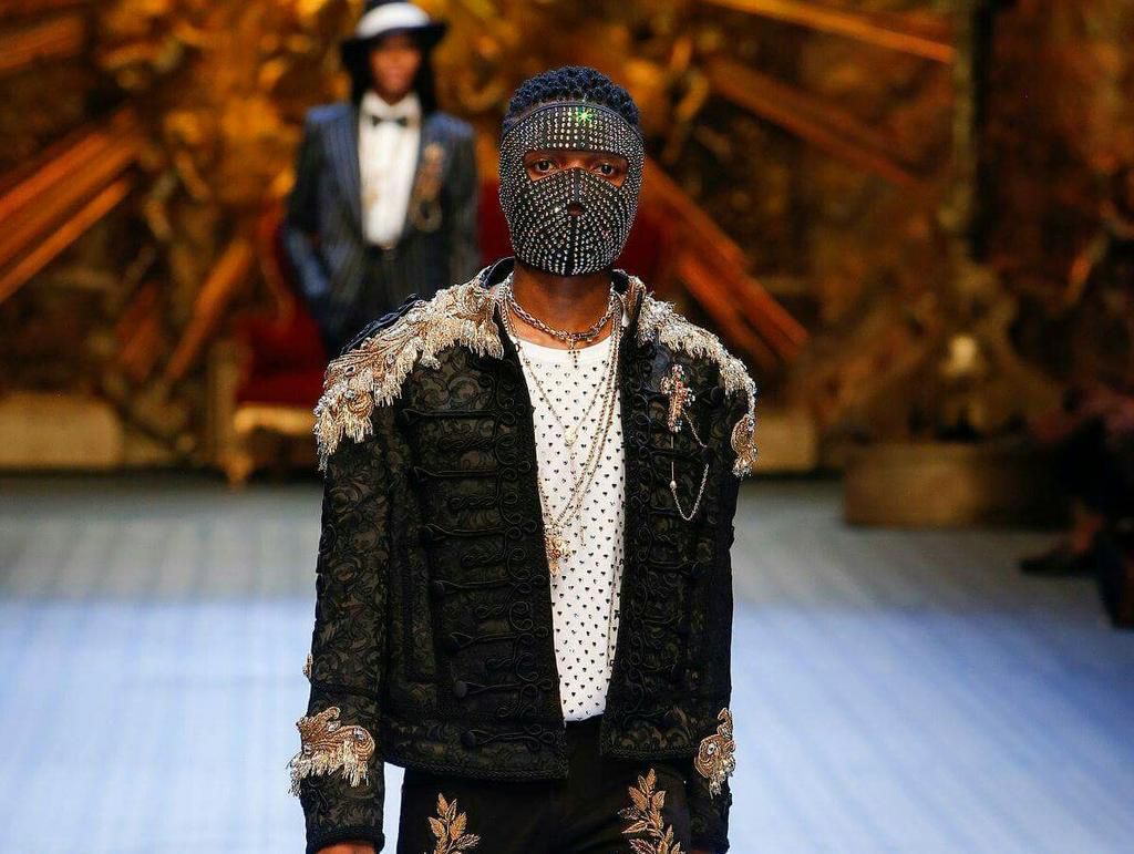 Wizkid joined Naomi Campbell to promote Dolce & Gabbana's summer wear for 2018/2019. [Docle & Gabbana]