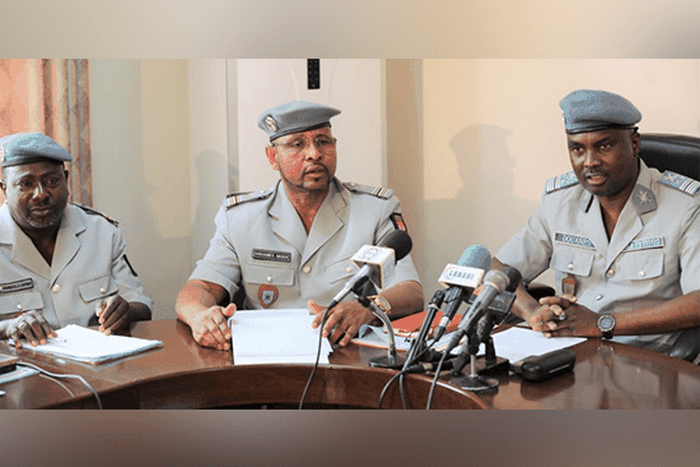 Nigerien Douanes (Customs) officials  [PM News]
