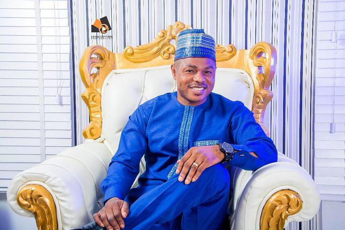 There are reports that Yinka Ayefele has welcomed triplets with his wife in the United States of America [Instagram/YinkaAyefele]