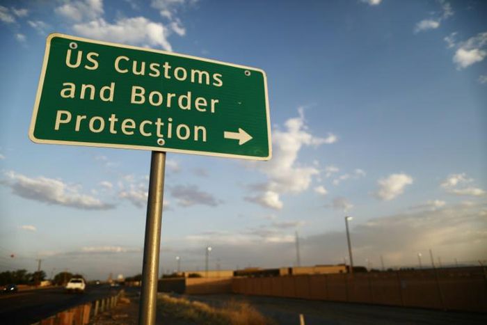 The acting secretary of the US Department of Homeland Security said he expects the number of migrants taken into custody at the US-Mexico border to drop by 25 percent in June