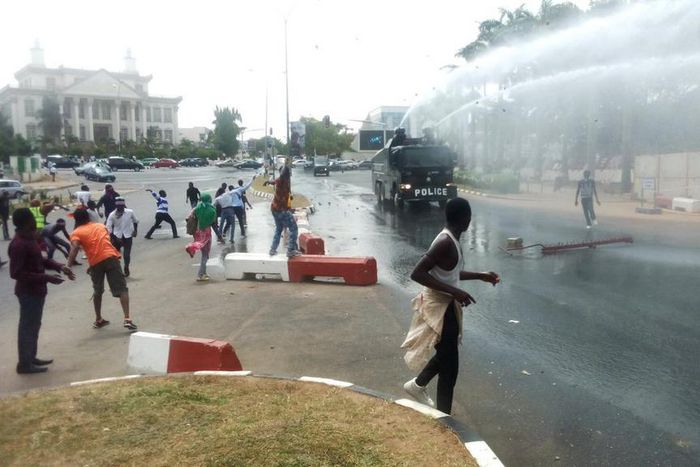 Police and Shiites clash at Maitama, Abuja