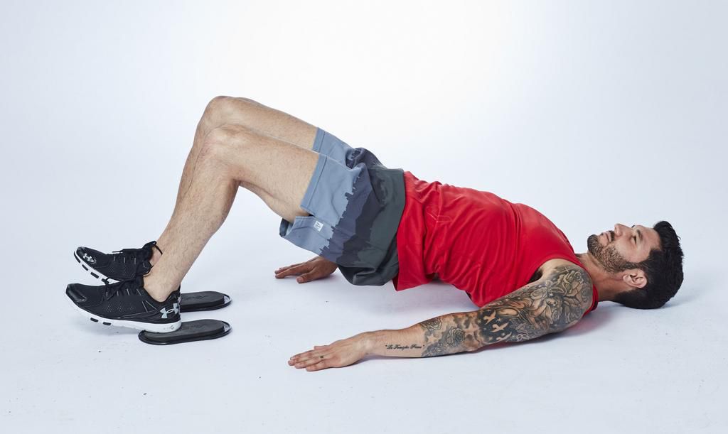 This Bodyweight Workout Gets You Shredded Outside