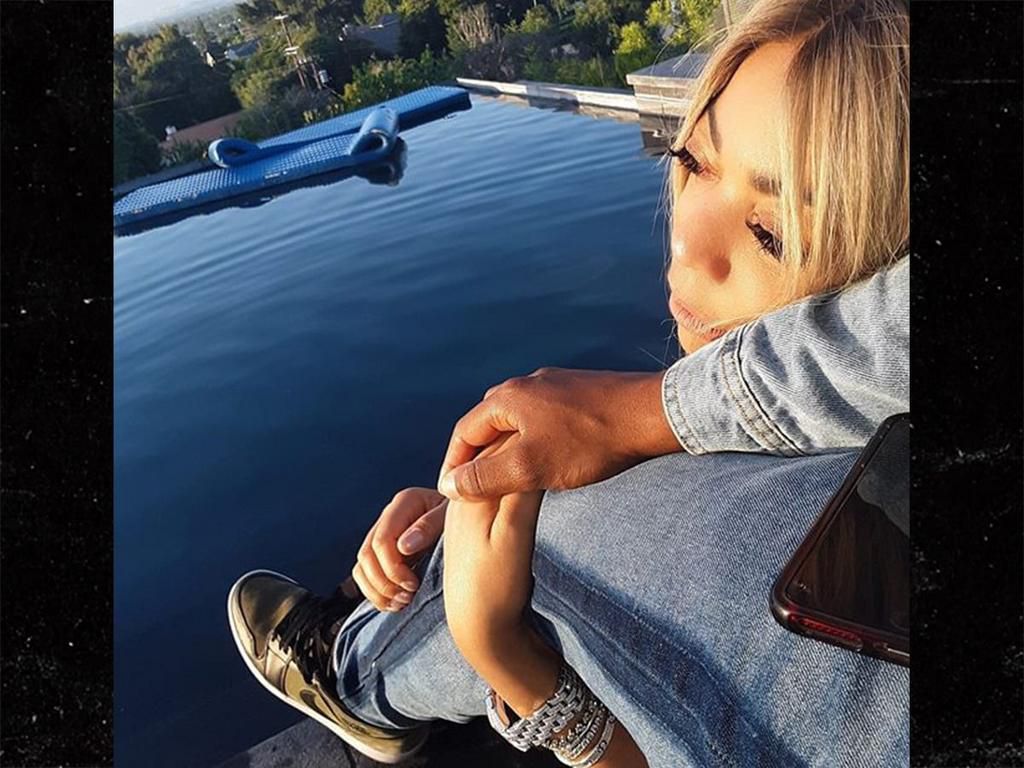 From all indications, it looks like Wendy Williams might have a new man in her life but this time around he is a young lad in his 20s [TMZ]