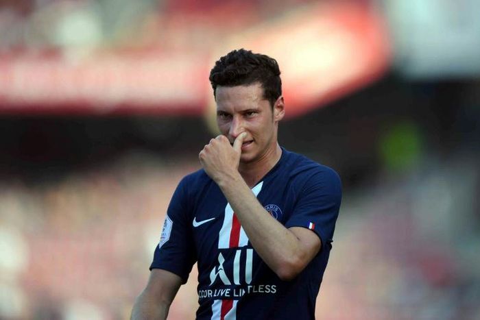 Paris Saint-Germain's German midfielder Julian Draxler says he hope's the team's big-name stars can put away their egos this season