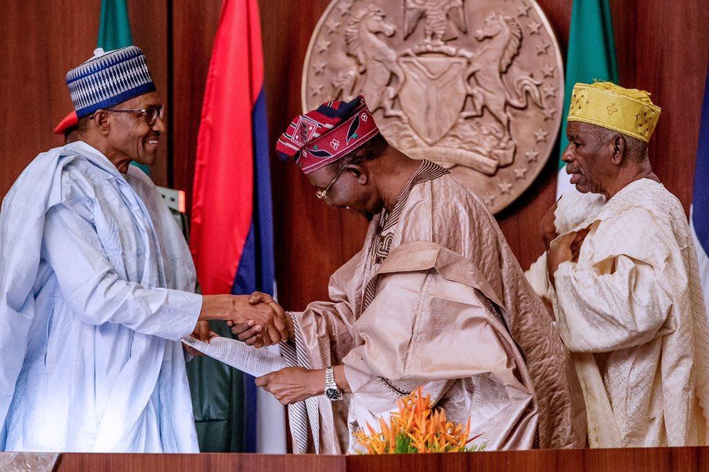 Afenifere urges Buhari to beef up police strength to stem the tide of insecurity [Twitter/@BashirAhmaad]