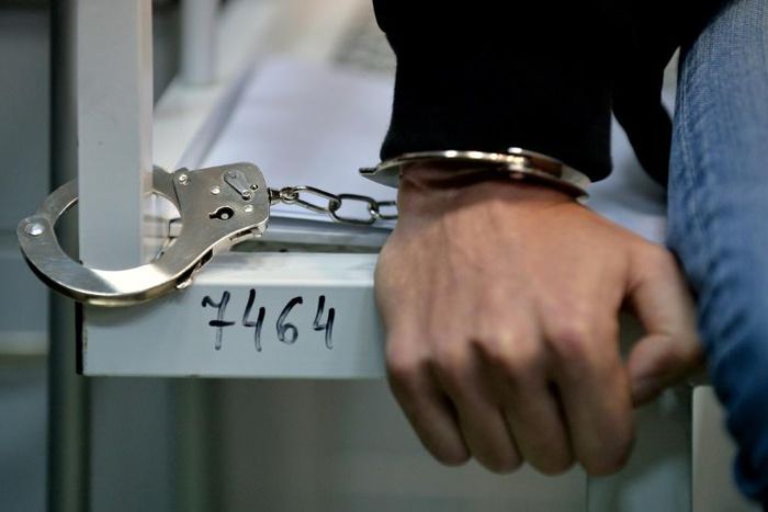 Staff at a Siberian drug rehab centre used handcuffs to chain addicts to beds, according to Russian investigators