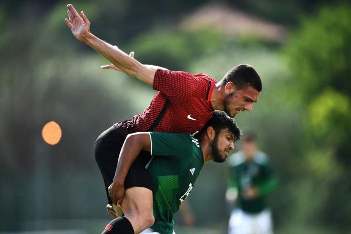 Juventus have paid 18 million euros for Demiral (L)