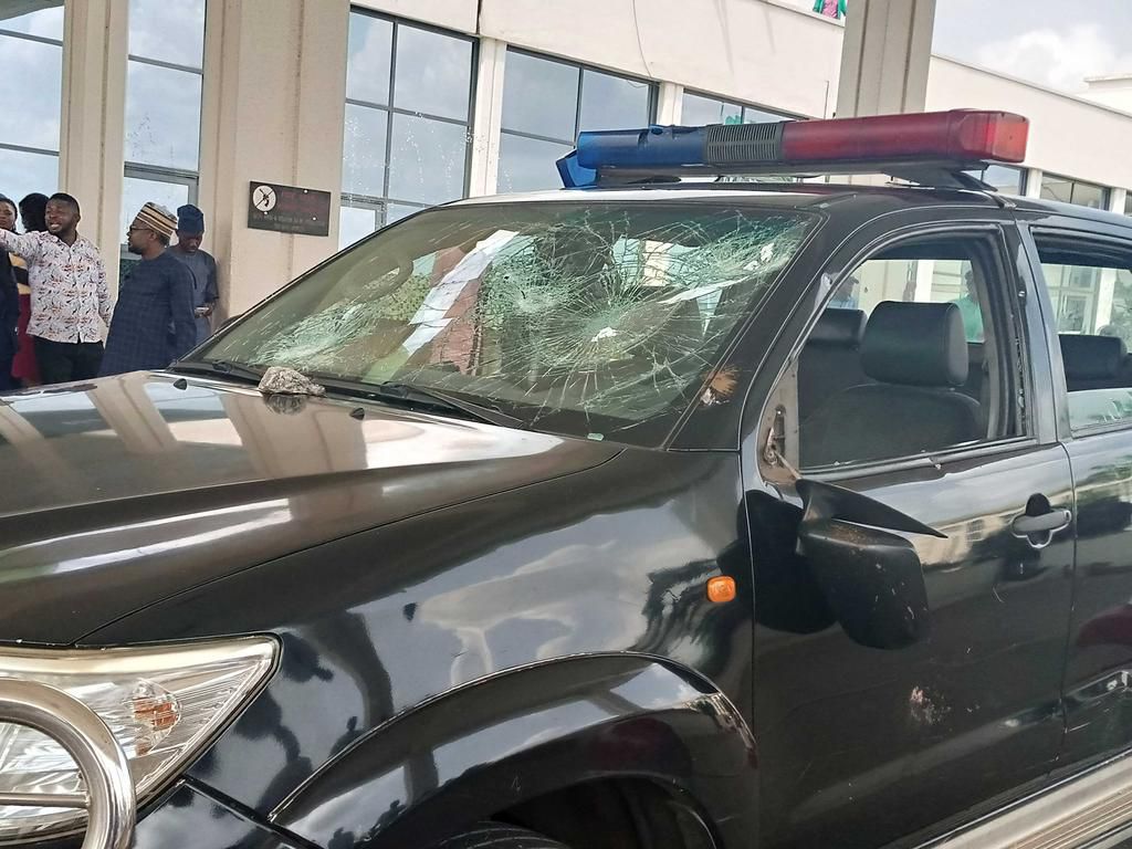 A Police vehicle was also damaged by the Shiite protesters