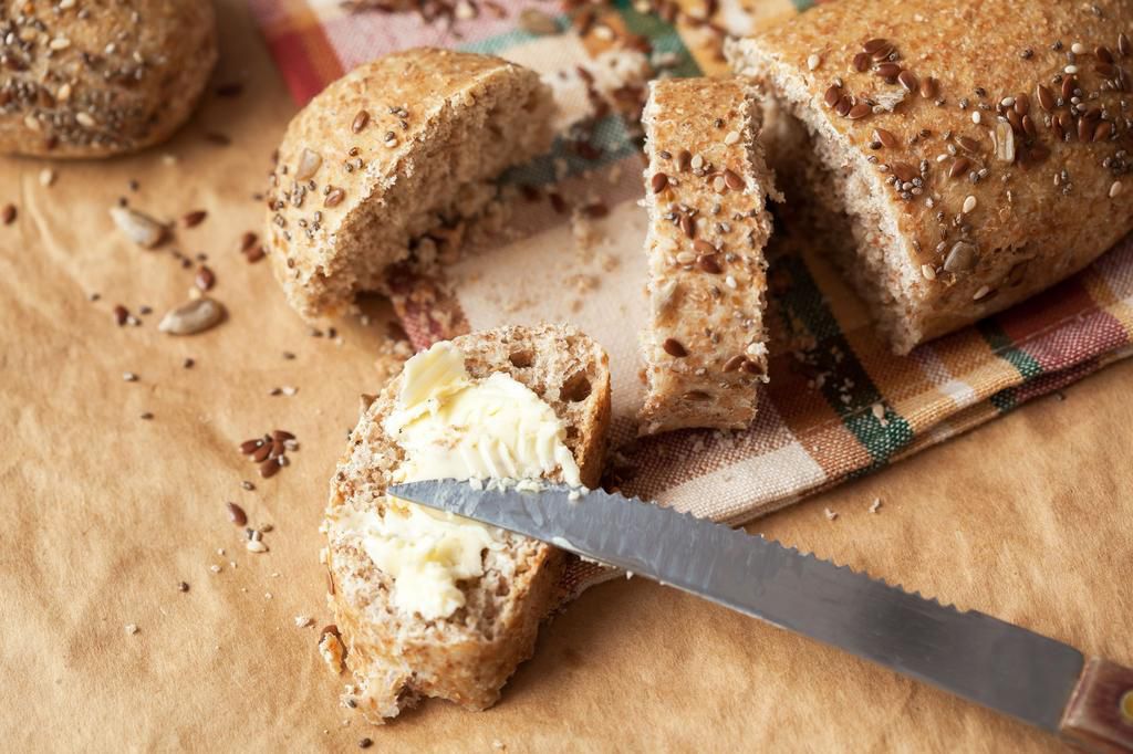 Whole wheat bread with butter