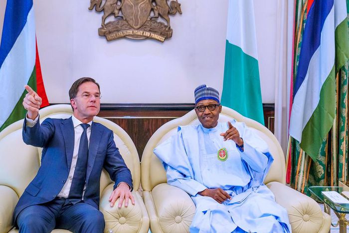 President Muhammadu Buhari welcomes Netherlands Prime Minister to Aso Rock. [Twitter/@NigeriaGov]