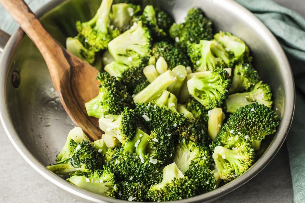 Broccoli is one of the healthy food men should consume to reduce the risk of prostate cancer [The Spruce Eats]