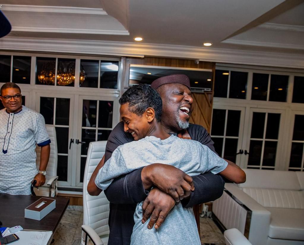 meet (Rochas Foundation)