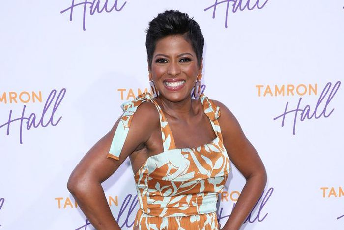 Tamron Hall Brushes Her Teeth In The Shower
