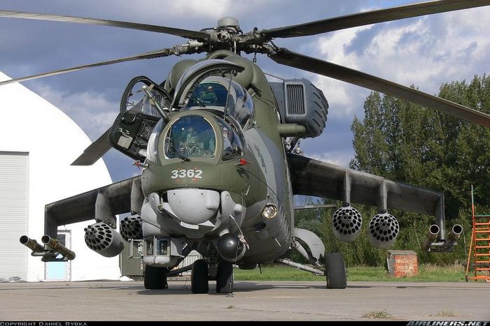 A fighter Mi-35 chopper (Pinterest)