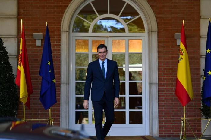 Spanish Prime Minister Pedro Sanchez is seeking support from smaller parties for his proposed coalition with the radical leftwing Podemos