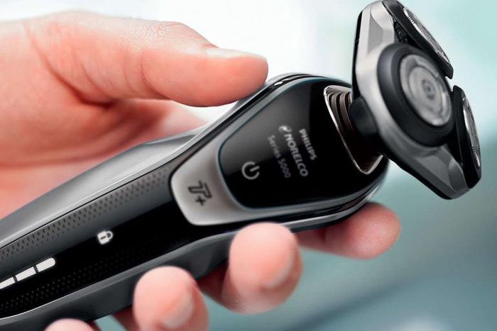 Walmart Has a Great Deal on This Electric Razor