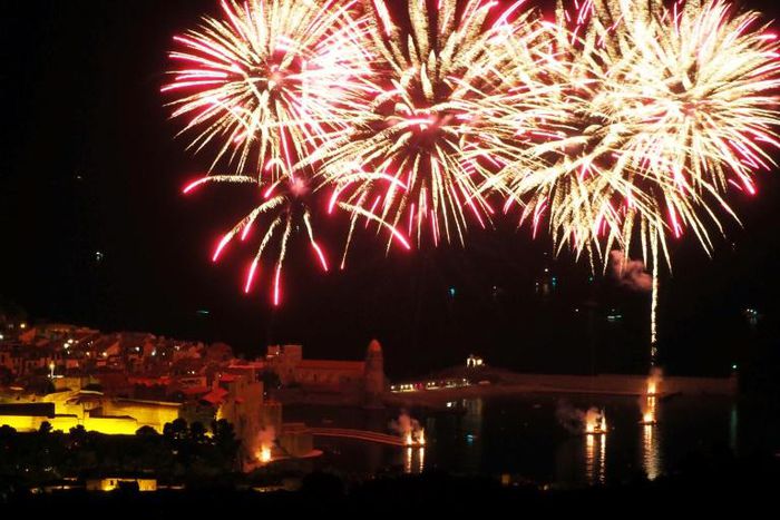 Some 80,000 people were watching the display similar to this one seen off Collioure bay last summer