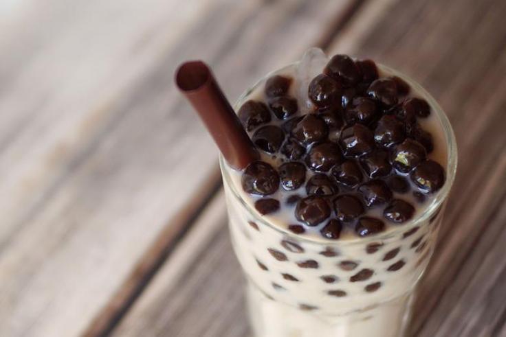 Dr. Pimple Popper Squeezes 'Boba' From Eyebrow
