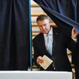 In the first round of voting on November 10, Klaus Iohannis gained 38 percent of the vote