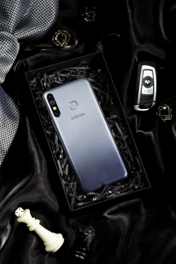 INFINIX HOT 8 - Long-lasting magic in your hands