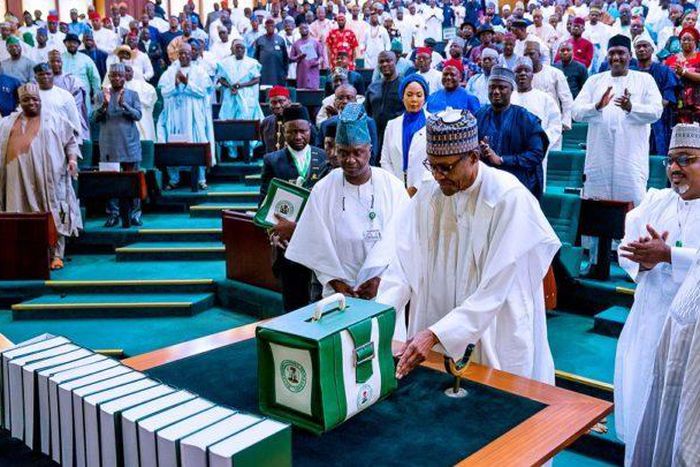Buhari-Presents-Budget-750x405