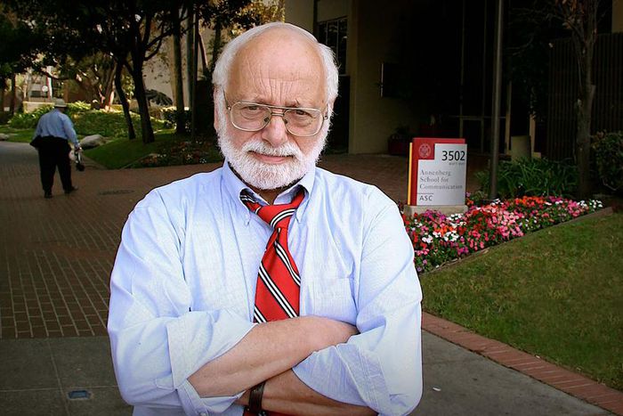 Ed Cray, Biographer of Woody Guthrie and Earl Warren, Dies at 86