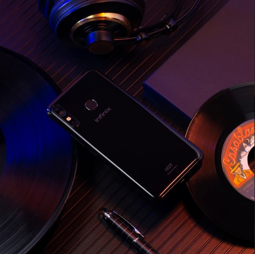 INFINIX HOT 8 - Long-lasting magic in your hands