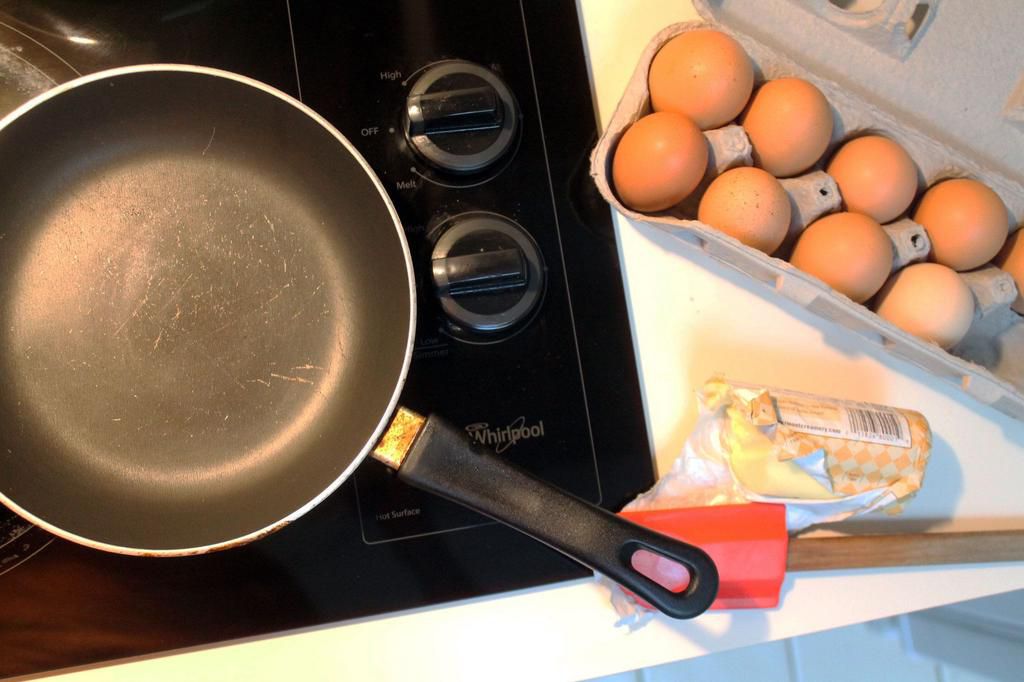 Theres Only One Right Way to Cook Scrambled Eggs