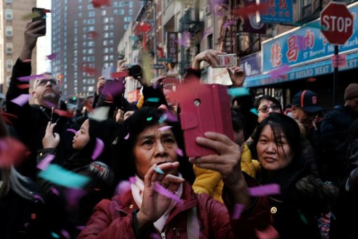 Neither Facebook or Twitter are legally accessible in China