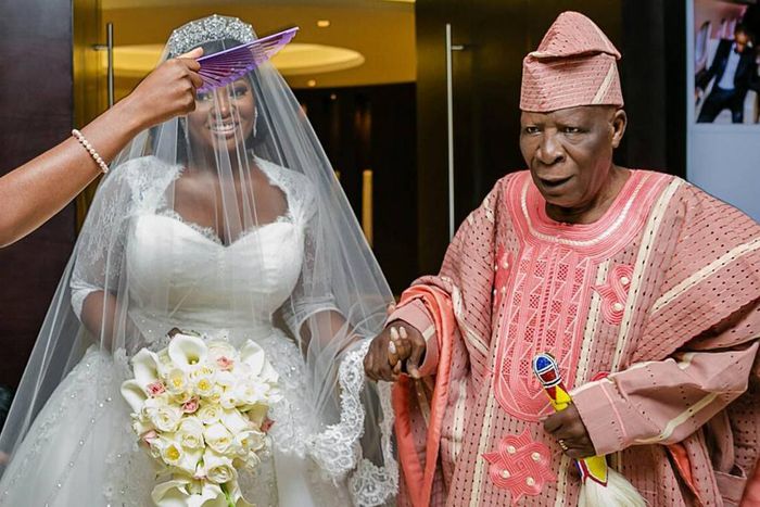 Popular On-Air Personality, Tolu 'Toolz' Demuren has lost her father, Oba Abiodun Oniru at the age of 82.[Nairaland]