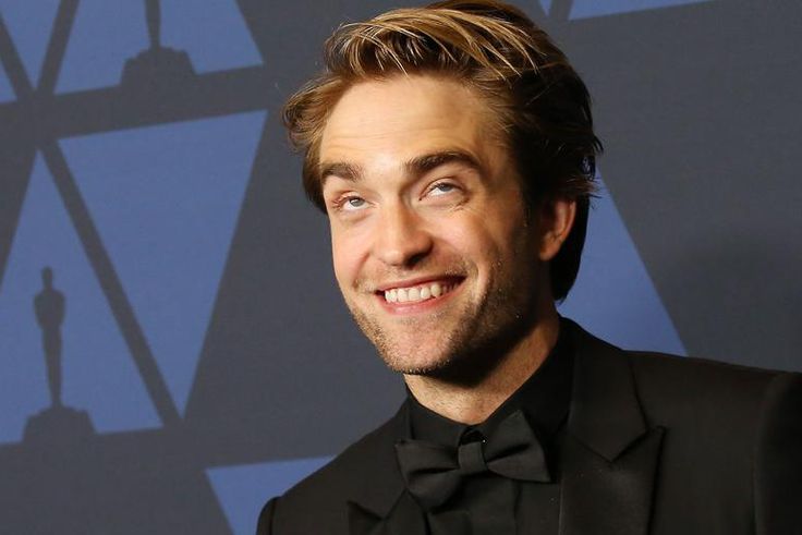 Robert Pattinson Can't Stop Saying Weird Sh*t