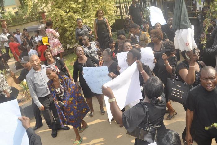 Abia workers protest non-payment of salary