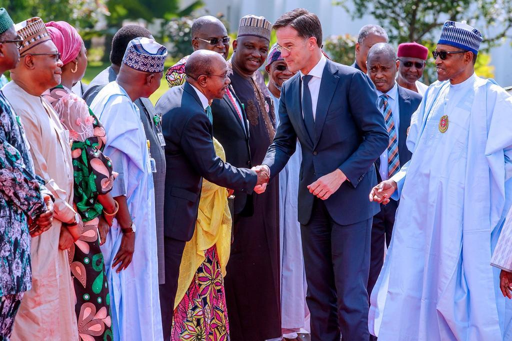 President Muhammadu Buhari welcomes Netherlands Prime Minister to Aso Rock. [Twitter/@NigeriaGov]