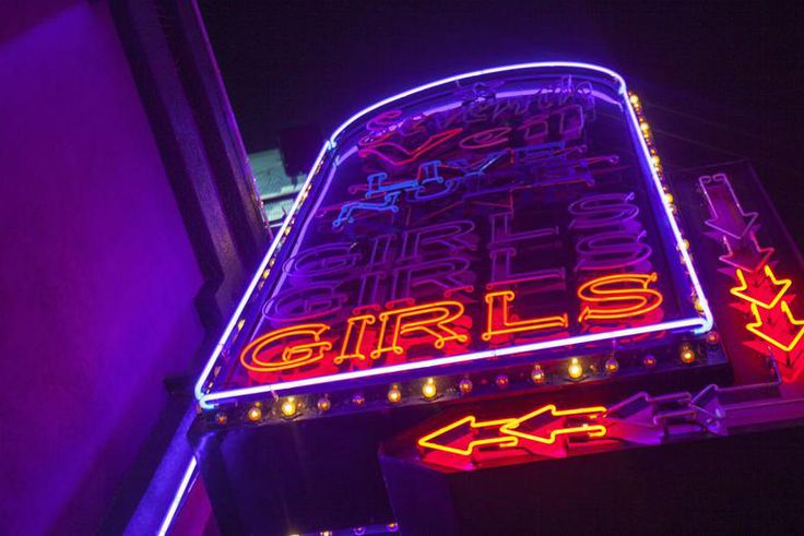 What Strippers Really Think About Their Customers