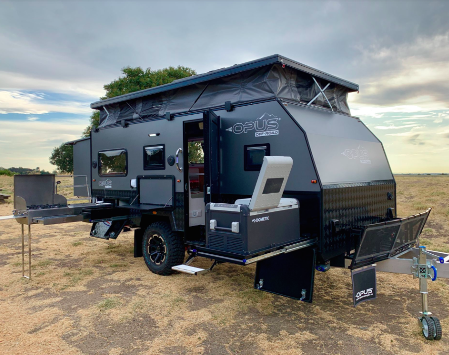 Opus OP 15 Hybrid Caravan