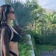 Rihanna Shows Off Toned Abs In New Bikini Video
