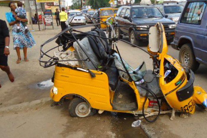 An accidented tricycle (PM News)