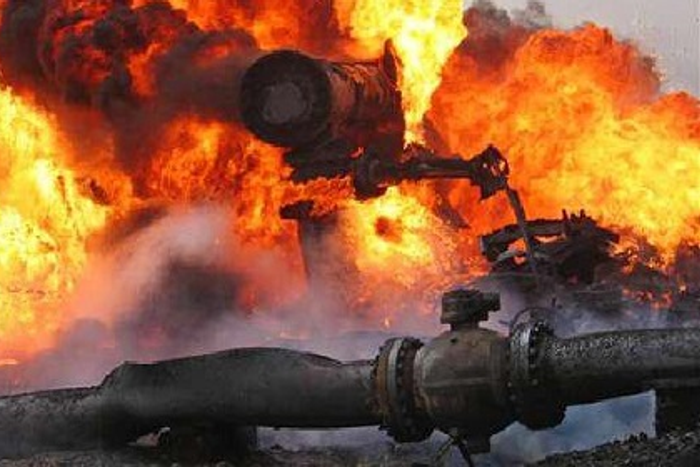 Oil thieves set Agip pipeline ablaze in Niger Delta [bizwatchnigeria]